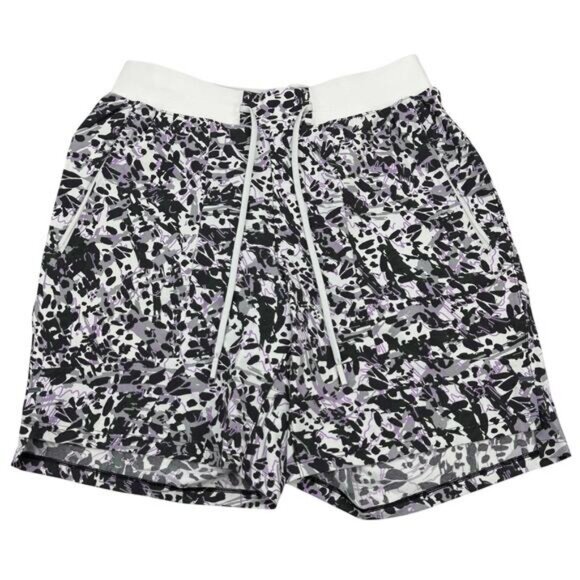 LULULEMON License to Train Linerless Short 7" Sz Small Command Camo Vapor Multi - Picture 5 of 10